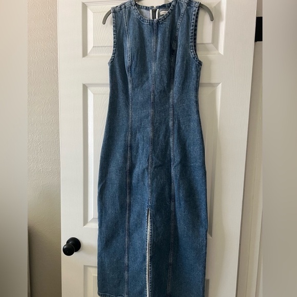Abercrombie & Fitch Dresses & Skirts - Abercrombie Sleeveless Denim sensed midi Dress small